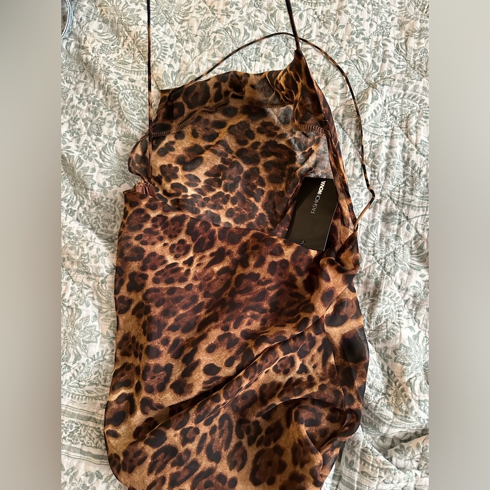 Backless cheetah print maxi dress